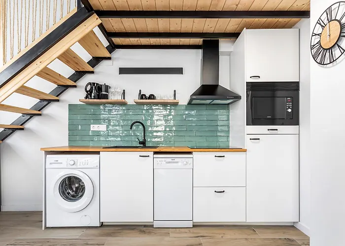 Lejlighed Marie Curie Flats, Lovely Loft